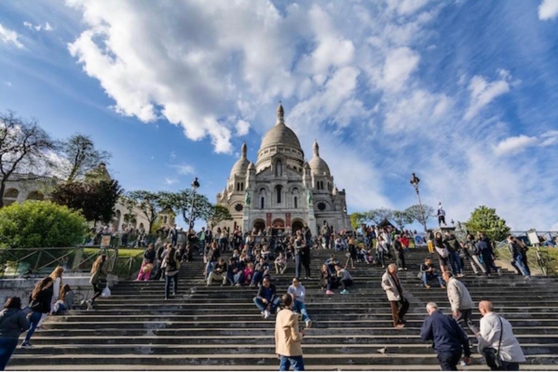 Appartement Coquet En Plein Coeur De Montmartre パリ エクステリア 写真